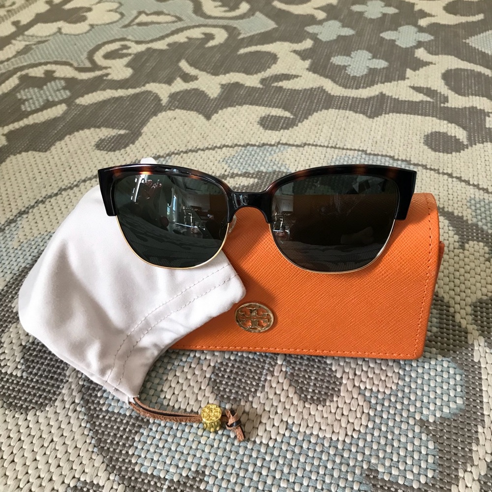 SOLD - Tory Burch Tortoise Sunglasses